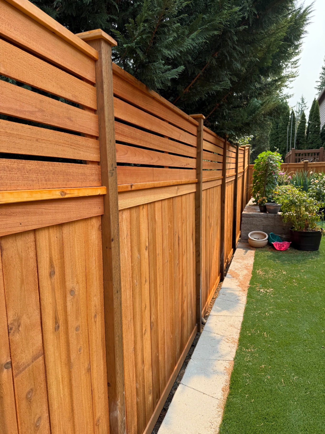 2 Foot Lattice Topper add-on option for Seattle fences by MyFence.com